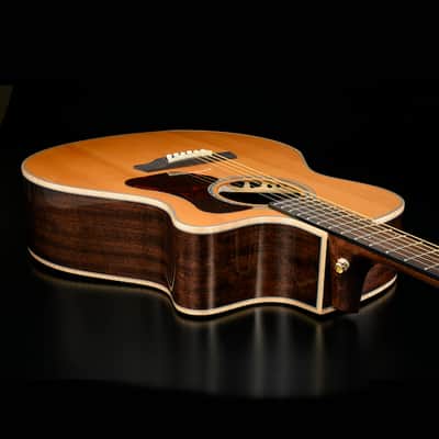 Walden G633RCE-G Natura Solid Cedar Top/Ovangkol Maple Armrest Grand Auditorium Acoustic Cutaway-Electric Gloss Natural w/Gigbag image 4