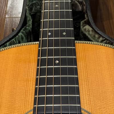 Martin HD-28vs Slotted headstock 12 fret 2002 - Gloss image 4