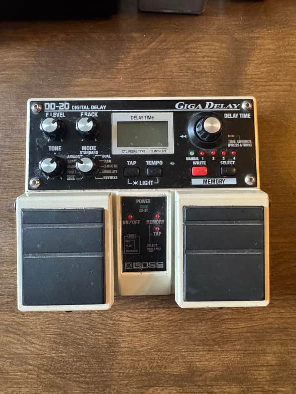 Boss DD-20 Giga Delay