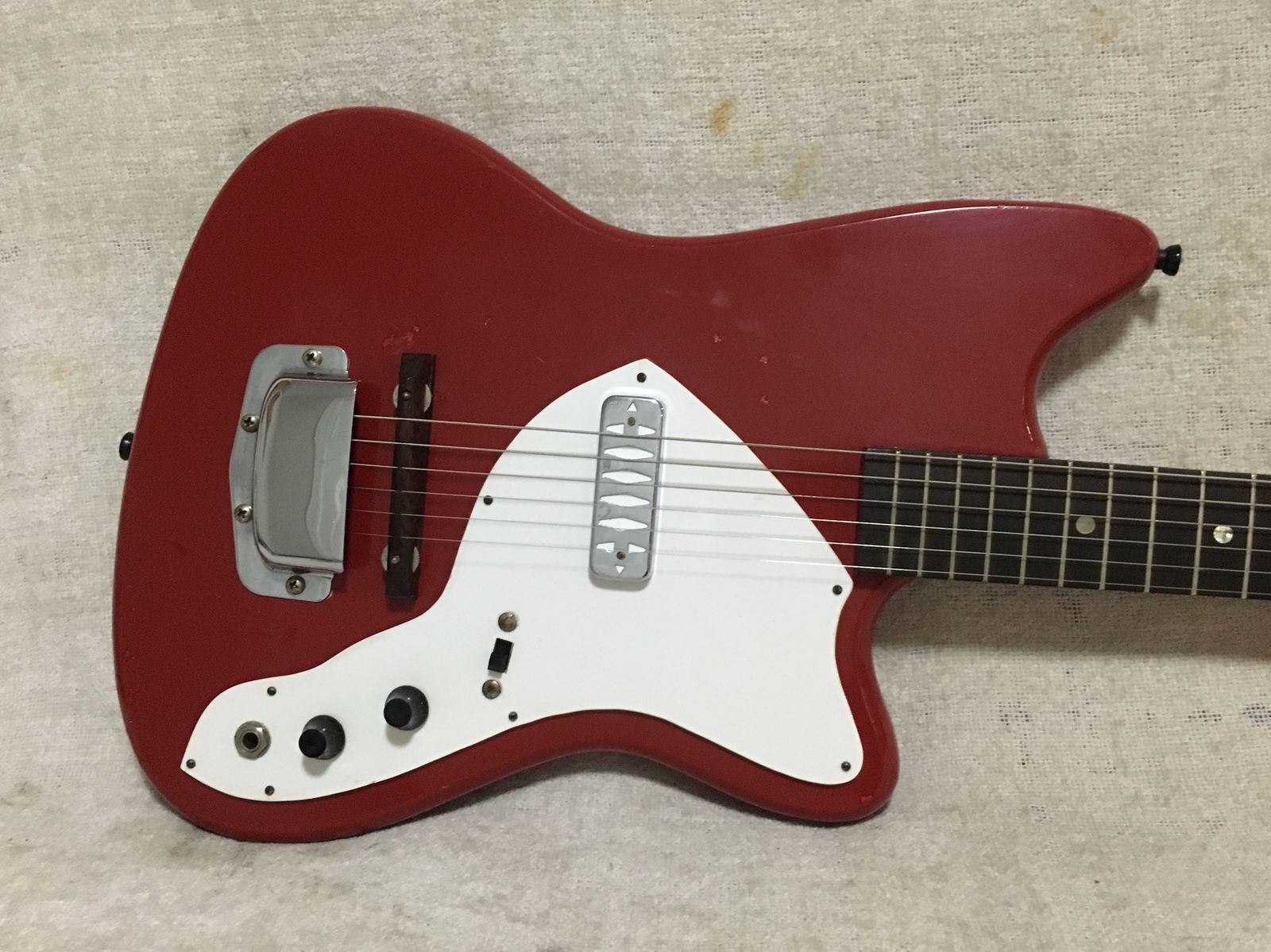 Airline Bobkat Red | Reverb