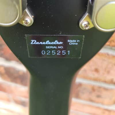 2002 Danelectro Model The Dano 63 Electric Guitar Black Great Player & Sound image 7