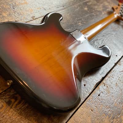 Fender FujiGen 1962 Reissue Precision Bass MIJ I-Serial 1990 Three Tone Sunburst image 3