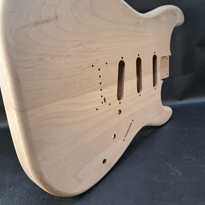 Unfinished Alder SSS Hardtail guitar body - fits Fender Strat Stratocaster necks J2508 image 6