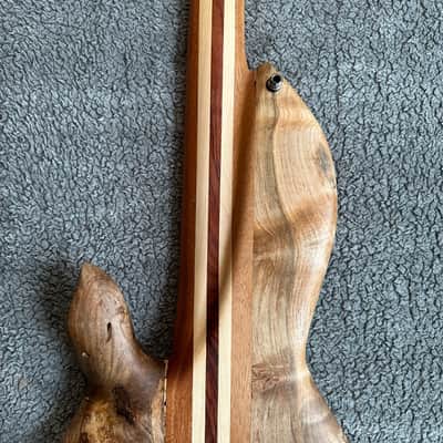 Wishbass - 32” Fretless with Bill Lawrence P46 and Q-tone stacked vol/tone image 8