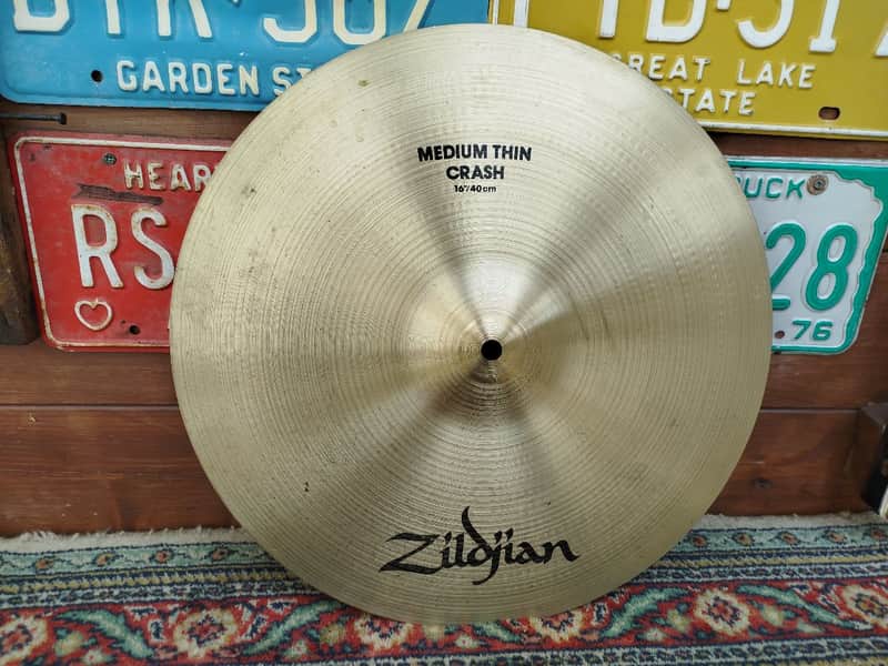 ZILDJIAN A 16" Medium Thin Crash, 1980s. image 1