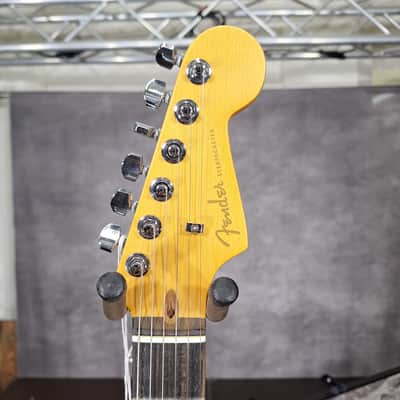 Fender American Ultra II Stratocaster HSS with Ebony Fretboard 2024 - Present - Ultraburst image 5