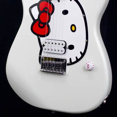 Squier X Hello Kitty Stratocaster 2024 - White image 11