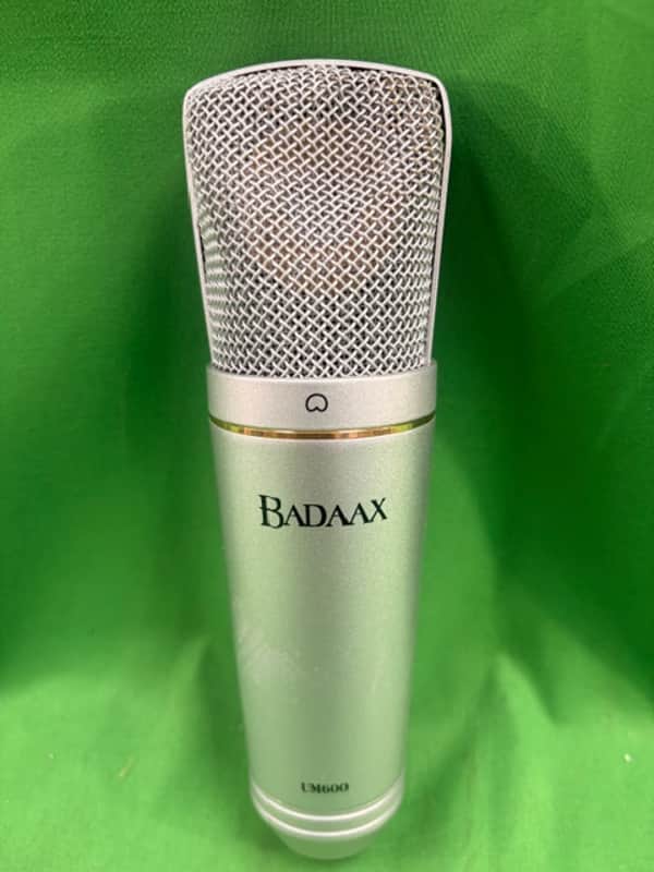 BadAax UM600 Studio Cardioid USB Condenser Microphone *Dent On Top* image 1