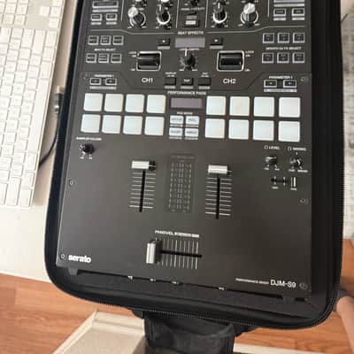 Pioneer DJM-S9 2-channel Mixer for Serato DJ 2010s - Black image 2