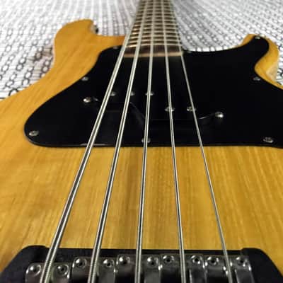 G&L 1992 USA L5000 5-String Electric Bass Guitar With Hardshell Case - Natural image 16