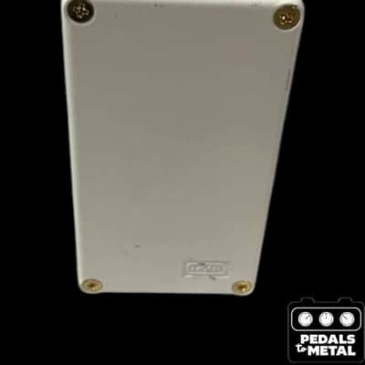 MXR Distortion + Randy Rhodes - White/Gold - X18555 image 7