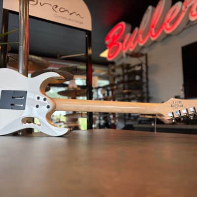 Ibanez JEMJR-WH Steve Vai Signature with Rosewood Fretboard 2015 - 2017 - White image 4