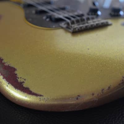 American Fender Stratocaster Relic Custom Gold Sparkle HSS Texas Specials image 10