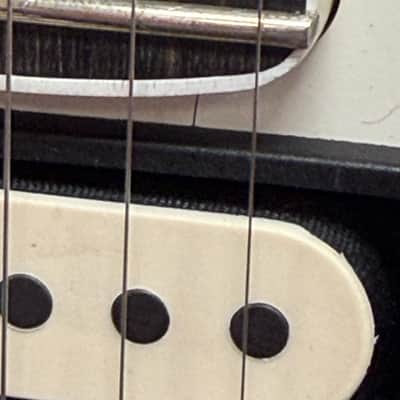 Used Fender JIM ROOT Signature JAZZMASTER V4 Ebony Polar White Electric Guitar with Original Case image 9