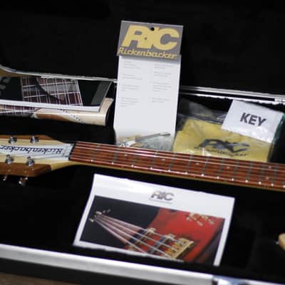 Rickenbacker 330 24-fret 2007 - Mapleglow image 2