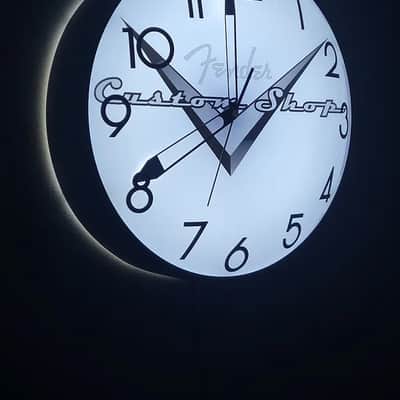 Fender Custom Shop Dealer Style Light Up Clock Killer Cool Mancave/Garage Item image 2