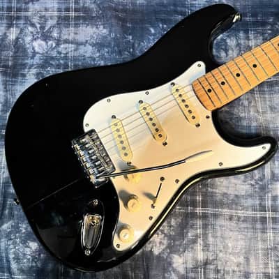 Squier Stratocaster 1993 - Black - MIM - 7.5 Lbs. - Authorized Dealer image 1