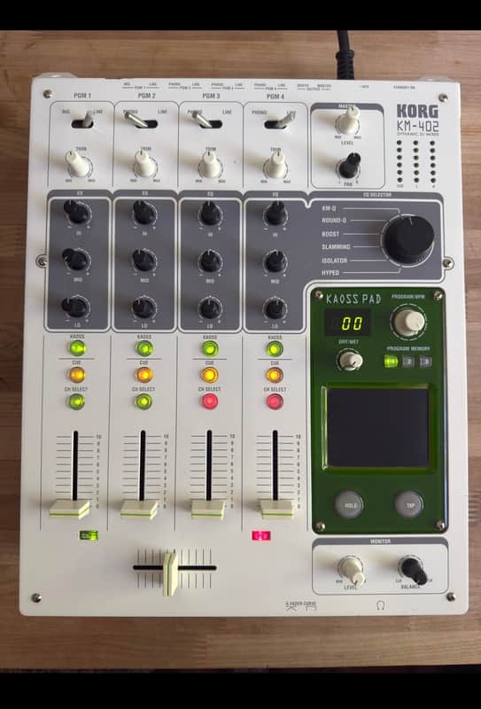 Korg Km-402 2008 - White image 1