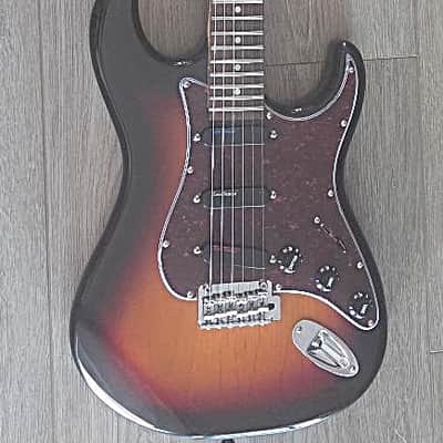 Tagima T-635 "S" Style w/Lace Sensor Pickups w/ Gtr Stand, Strap, Cable And Xtra Strings! image 4