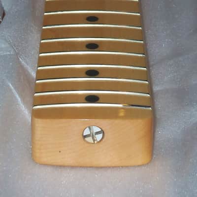 Fender® Japan Traditional II 50`s Strat Maple Neck~21 Frets~9.5" Radius~"U" Profile~New image 7