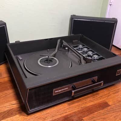1970 Magnavox Port. Record Ch. Stereo - Fully Refurbished, Turntable image 5