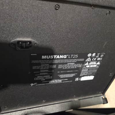 Fender Mustang LT25 25-Watt 1x8" Digital Modeling Guitar Combo 2019 - Present - Local Pickup Only image 2