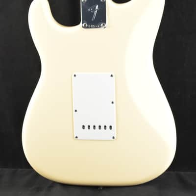Fender Vintera III Late '60s Stratocaster Olympic White Maple Fingerboard image 7