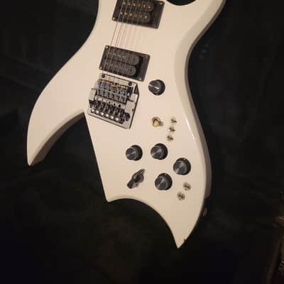 1984 B.C. Rich Bich guitar white Dimarzios Kahler 2-owners EXCELLENT condition Original Receipt!!! image 3