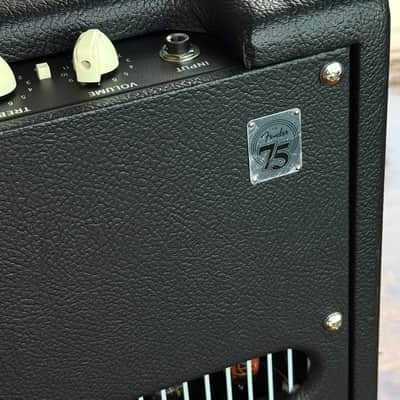 Fender Blues Junior IV 15-Watt 1x12" Guitar Combo 2018 - Present - Black image 6
