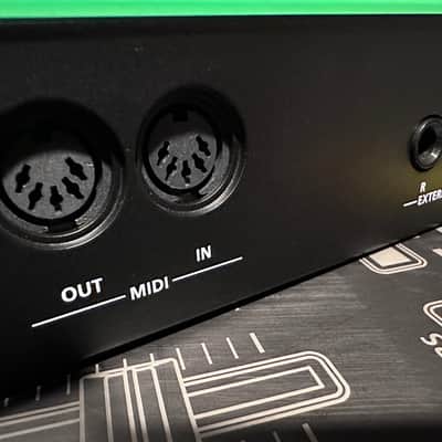 Roland AIRA TR-8 Rhythm Performer Drum Machine 2014 - Present - Black image 10