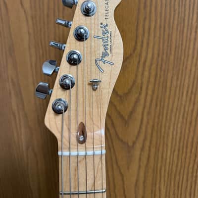 Fender American Professional Telecaster, Maple Fretboard , Butterscotch Blonde With Molded Case image 3