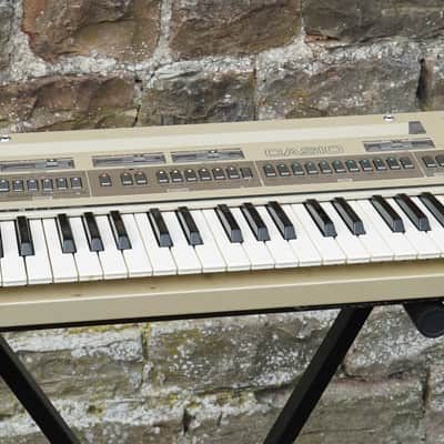 Casio CT-610 Casiotone 61-Key Synthesizer 1980s - Silver