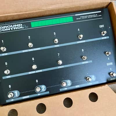 Voodoo Lab Ground Control Pro - Programmable Midi Foot Controller 2005 - Black image 5
