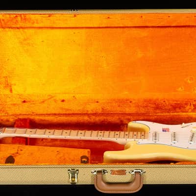 Fender Yngwie Malmsteen Stratocaster Scalloped Maple Fingerboard Vintage White (149) image 7