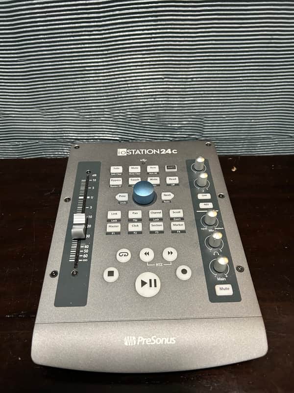 PreSonus ioStation 24c USB-C Audio Interface and DAW Controller 2020 - Present - Gray image 1