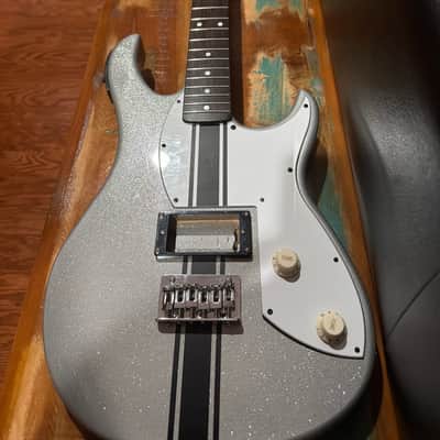 Peavey Rockmaster Silver Metallic Black Stripe 3/4 Scale Electric Guitar 2010s - Graphic image 12