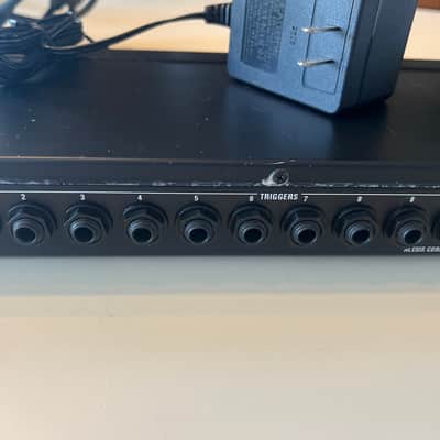 Alesis DM5 Electronic Drum Module in near new condition with power supply and rack mount bolts/washers. image 8