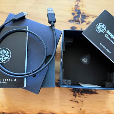Darkglass Electronics Vintage Ultra V2 2018 - Silver image 9