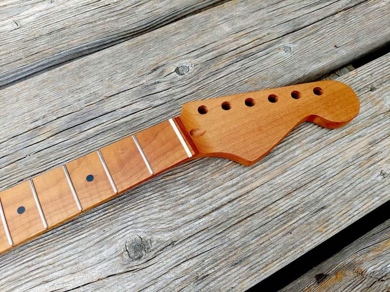 Mustang neck, flamed roasted maple image 1