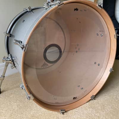 PDP Concept Maple 8-Piece Shell Pack - Silver to Black Sparkle Fade (Upgraded Double Kick Drum Setup) image 7