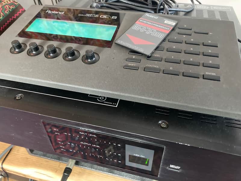 Roland R-880 + GC8 Remote - RARE - Fully Serviced - ON SALE! image 1