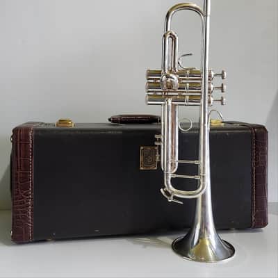 Bach Stradivarius 37G image 2