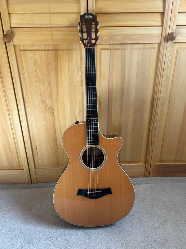 Taylor Grand Concert model acoustic guitar 2010 - natural gloss image 1