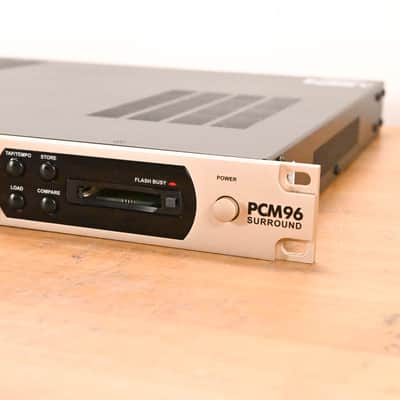Lexicon PCM96 Surround Reverb/Effects Processor with Digital I/O CG010G7 image 2