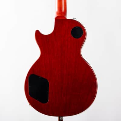 Gibson Les Paul Tribute Satin, Satin Cherry Sunburst | Demo image 3