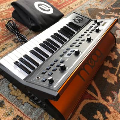 Moog Little Phatty Stage II - Solar CV Edition w/ Moog cover