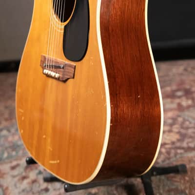 Gibson 1967 J-50 Acoustic Guitar with Hardshell Case - Used image 17