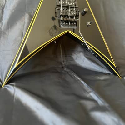 Jackson X Series KVX10 King V - Black with Gold Pinstripes Custom & Modded Bild 2