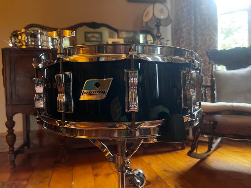 Ludwig 1970s Vistalite Snare 10 Lug CIRCA 1970 - Black Acrylic image 1