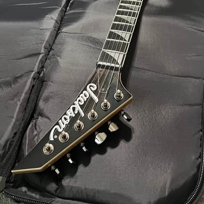 Jackson KV Pro 2019 - Gloss black, ebony fretboard image 3